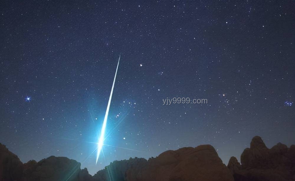 官方回应茂名夜空疑现火流星：观测与辨识全攻略
